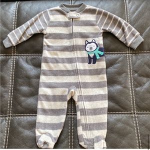 Carter’s 6 month Baby Boy Fleece Sleep and Play Pajamas